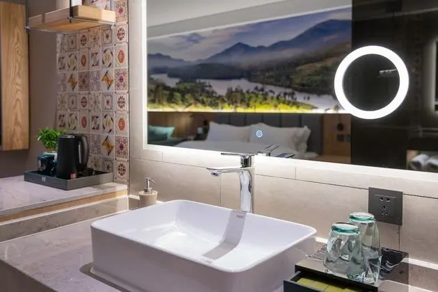 Comfort Tek Büyük Yataklı Oda, 1 Çift Kişilik Yatak, Sigara İçilmez, Şehir Manzaralı