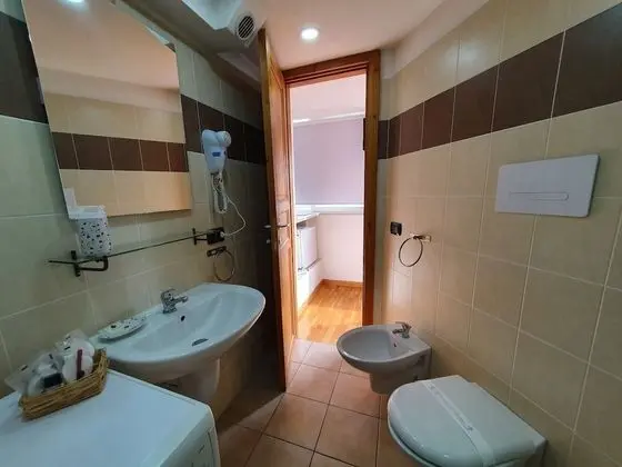 Panoramic Tek Büyük Yataklı Oda