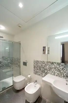 Classic Tek Büyük Yataklı Oda