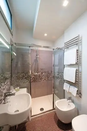 Classic Tek Büyük Yataklı Oda