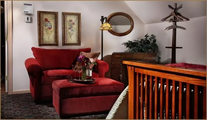 Secret Room (Mountain View, Pool View, Garden View)