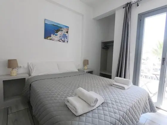 Deluxe Double bed Studio