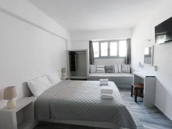 Ground floor 3 persons Room