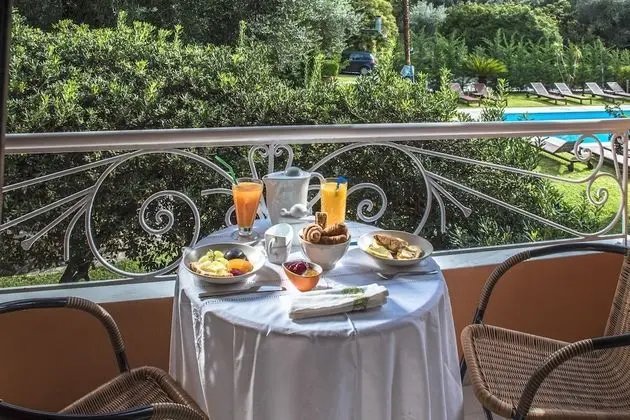 Grand Apart Daire, Havuz Manzaralı