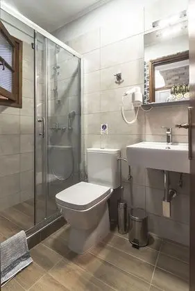 Grand Apart Daire, Havuz Manzaralı