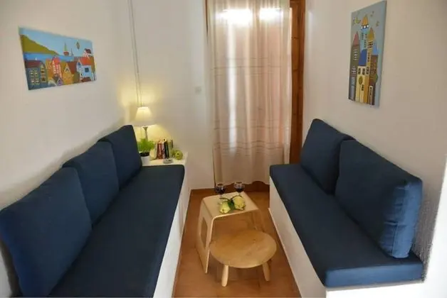 Junior Süit, Balkon
