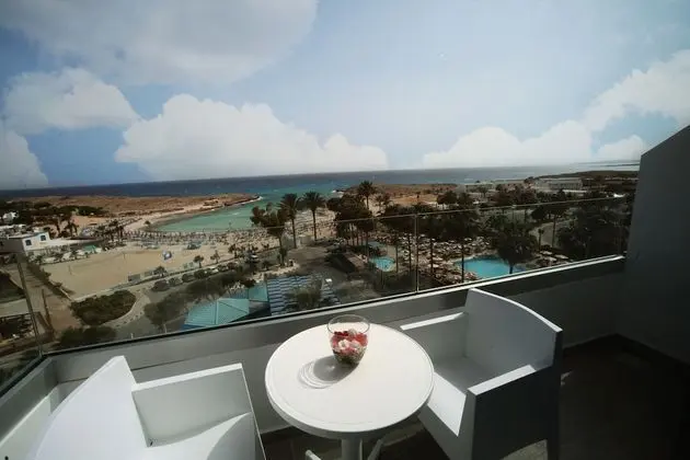 Deluxe Tek Büyük veya İki Ayrı Yataklı Oda, Deniz Manzaralı