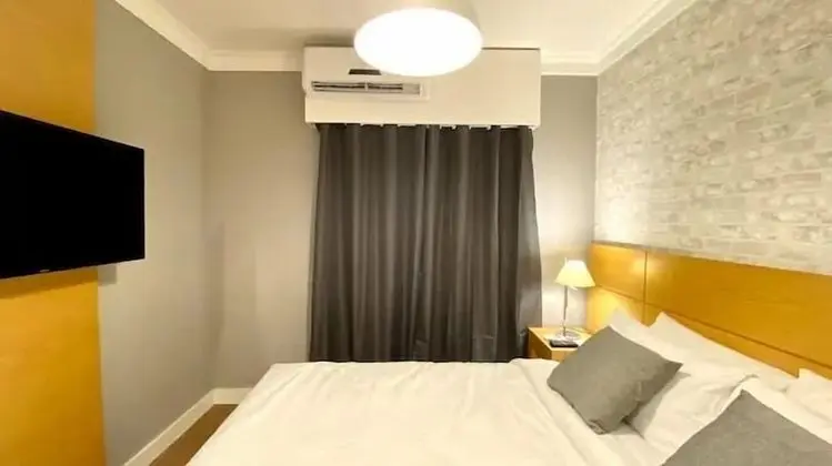 Comfort Tek Büyük Yataklı Oda