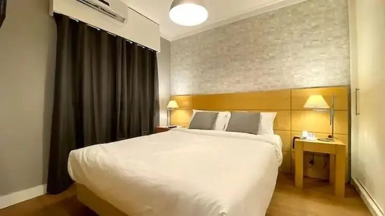 Comfort Tek Büyük Yataklı Oda
