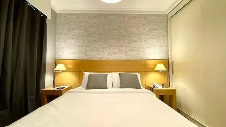 Comfort Tek Büyük Yataklı Oda