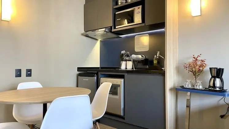 Premium Tek Büyük Yataklı Oda