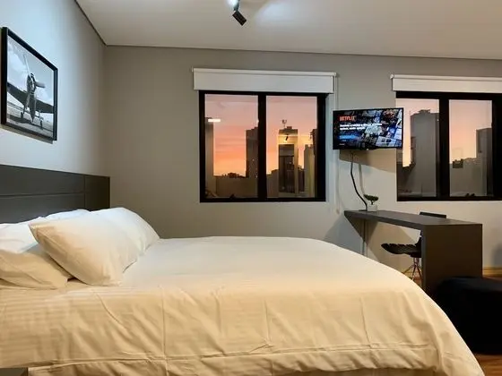 Deluxe Tek Büyük Yataklı Oda