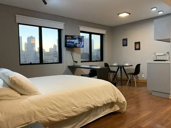 Deluxe Tek Büyük Yataklı Oda