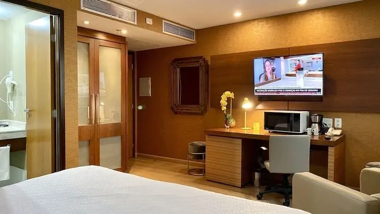 Deluxe Tek Büyük Yataklı Oda