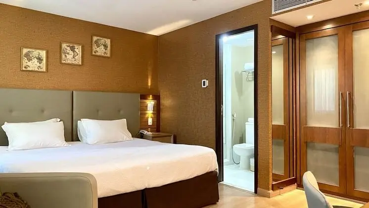 Deluxe Tek Büyük Yataklı Oda