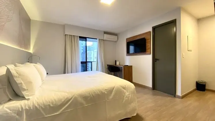 Deluxe Tek Büyük Yataklı Oda