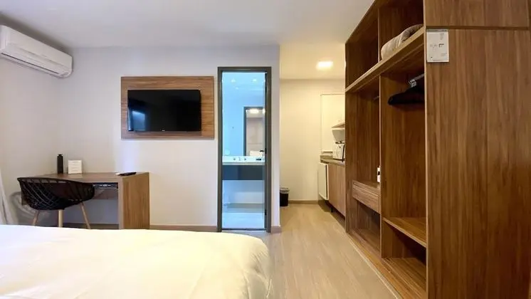 Deluxe Tek Büyük Yataklı Oda