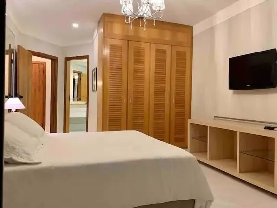 Design Tek Büyük Yataklı Oda