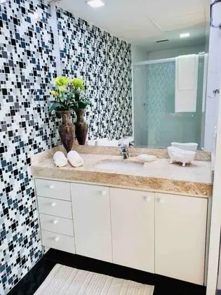 Exclusive Tek Büyük Yataklı Oda
