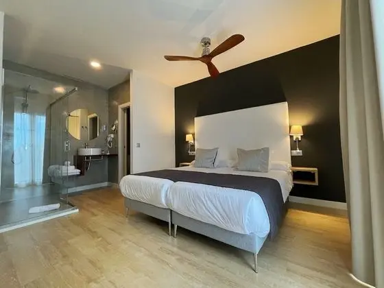 Deluxe Tek Büyük Yataklı Oda, Golf Manzaralı