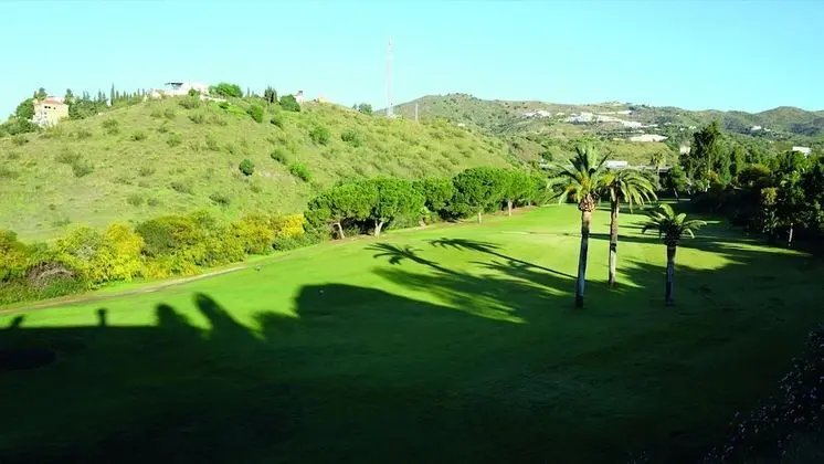 Deluxe Tek Büyük Yataklı Oda, Golf Manzaralı