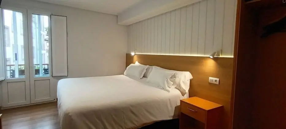 Standard Üç Kişilik Oda, 3 Tek Kişilik Yatak