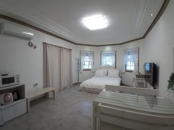 Oda (101 Changpo, Extra person fee on site)