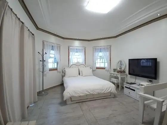 Oda (101 Changpo, Extra person fee on site)