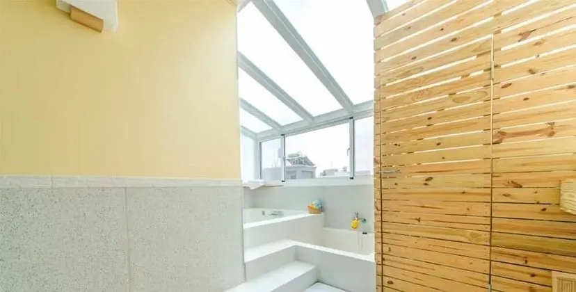Gallery Tek Büyük Yataklı Oda, 1 Büyük (Queen) Boy Yatak, Şehir Manzaralı