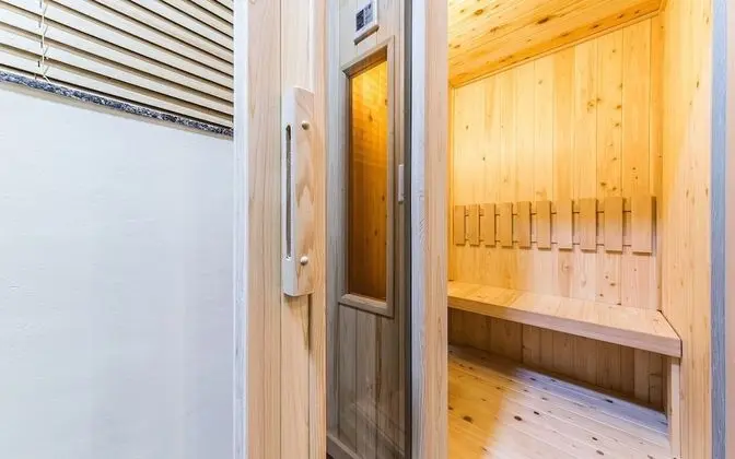 Oda (Premium-dry sauna (Netflix available )