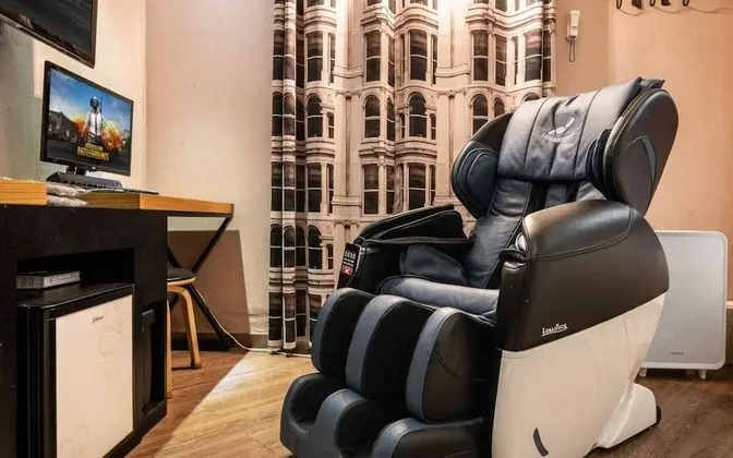 Oda (VIP massage chair (air purifier Netfl)