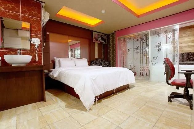 Oda (Special Room)