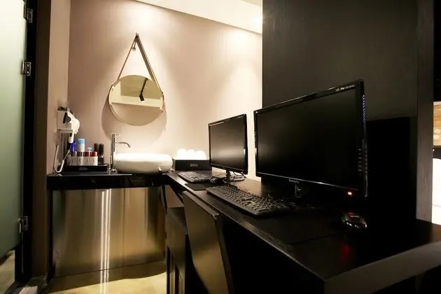 Oda (Suite-B (double pc installed))