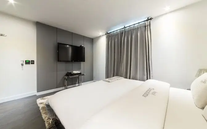 Oda (Semi-Deluxe Room Deluxe)