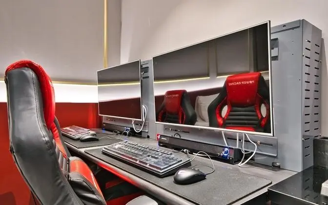 Oda (2 Pro Gaming PC - Random Assignment ()