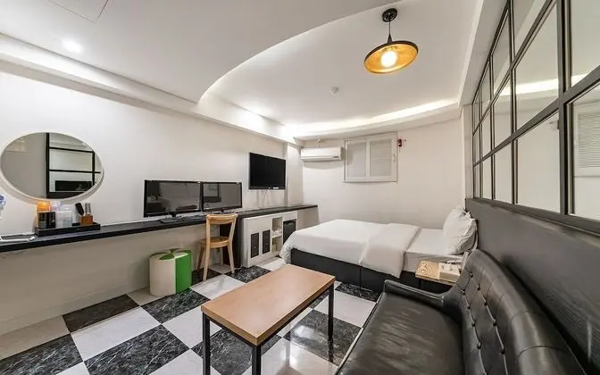 Oda (Special Room)