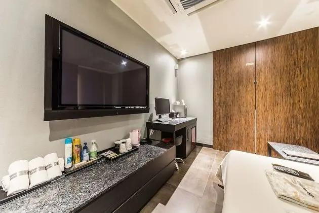 Oda (Standard Room (Netflix 65inch TV Air )