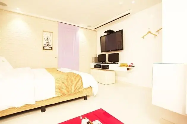 Oda (Special Room (Netflix))