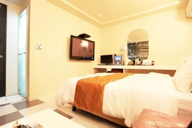 Oda (Standard room (Netflix available))