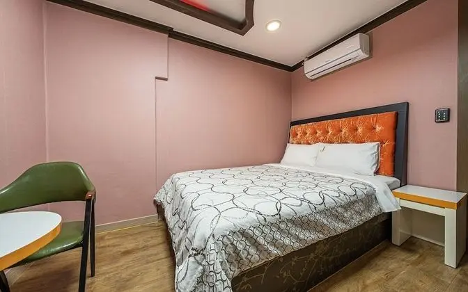 Oda (General room)