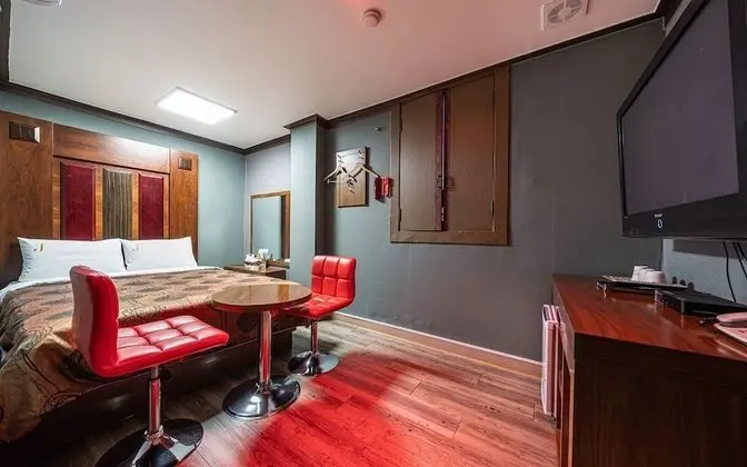 Oda (General room)