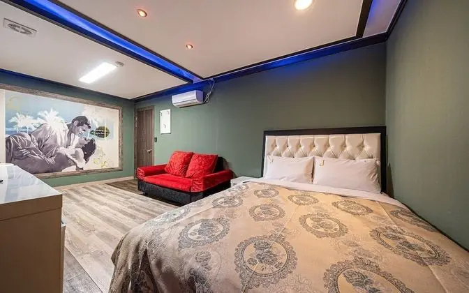 Oda (Special Room)