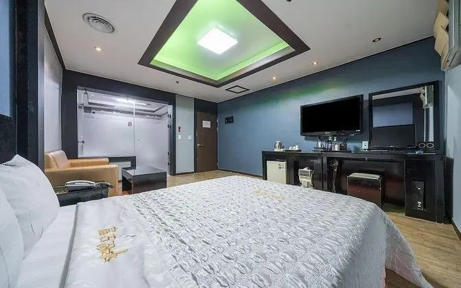 Oda (Semi-Special Room)