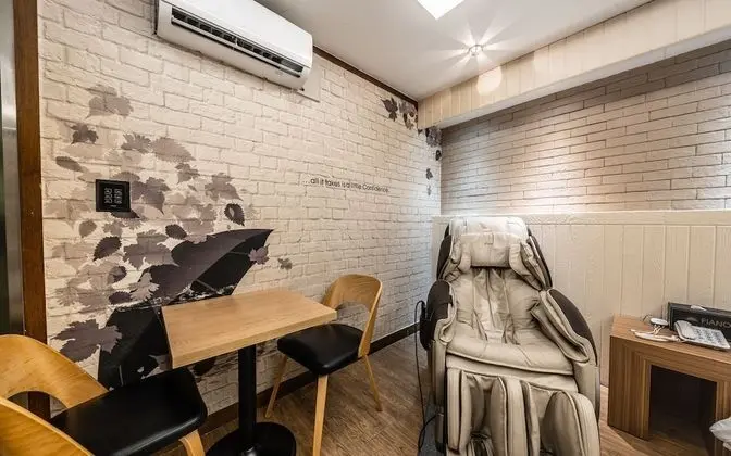 Oda (Physical fatigue massage room)
