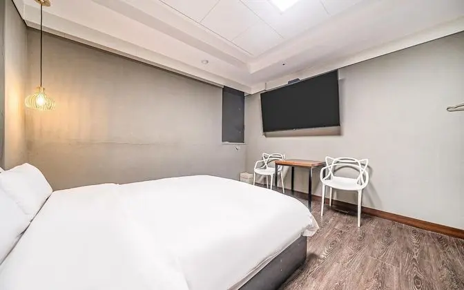 Oda (Premium 2pc (7 pyeong wide room / 65-)
