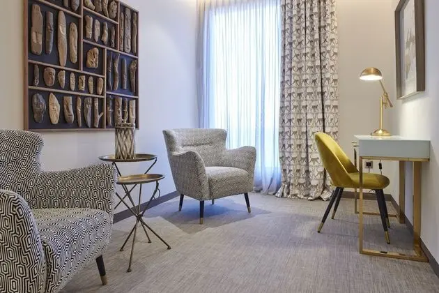 Deluxe Tek Büyük Yataklı Oda (Ansares Premium)