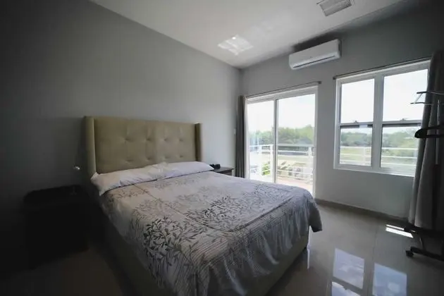 Luxury Tek Büyük Yataklı Oda