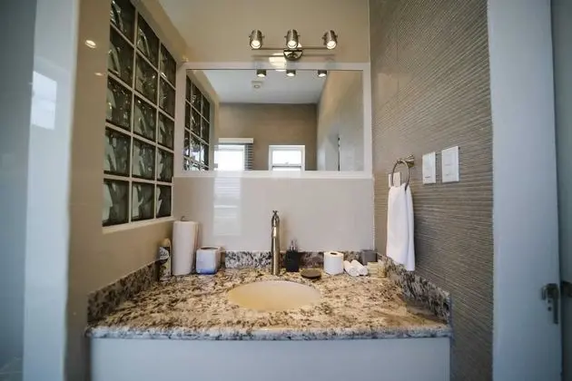 Luxury Tek Büyük Yataklı Oda