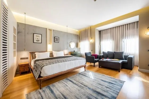 general view of room