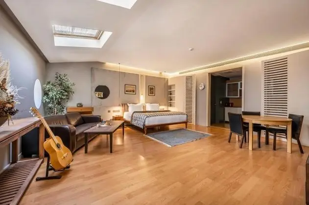 general view of room